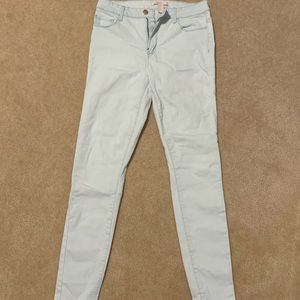 Light wash jeans